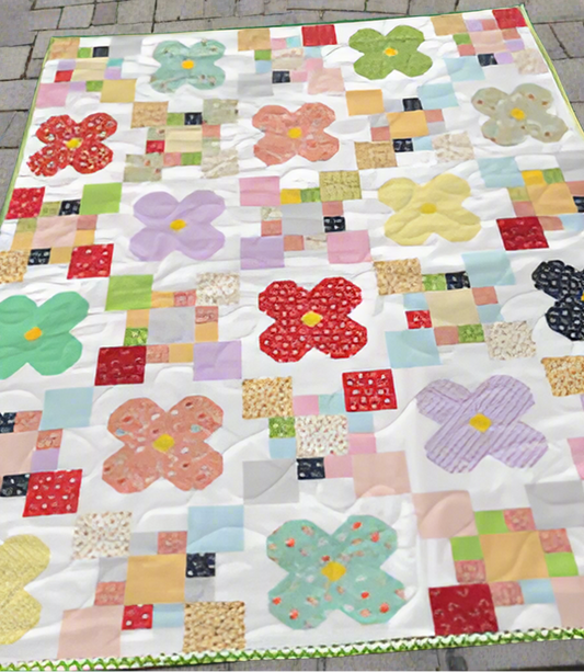 Patchwork Petals Quilt Pattern