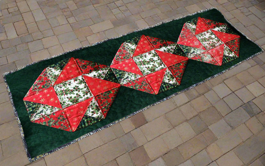 Holly Berry Twist Quilt Pattern